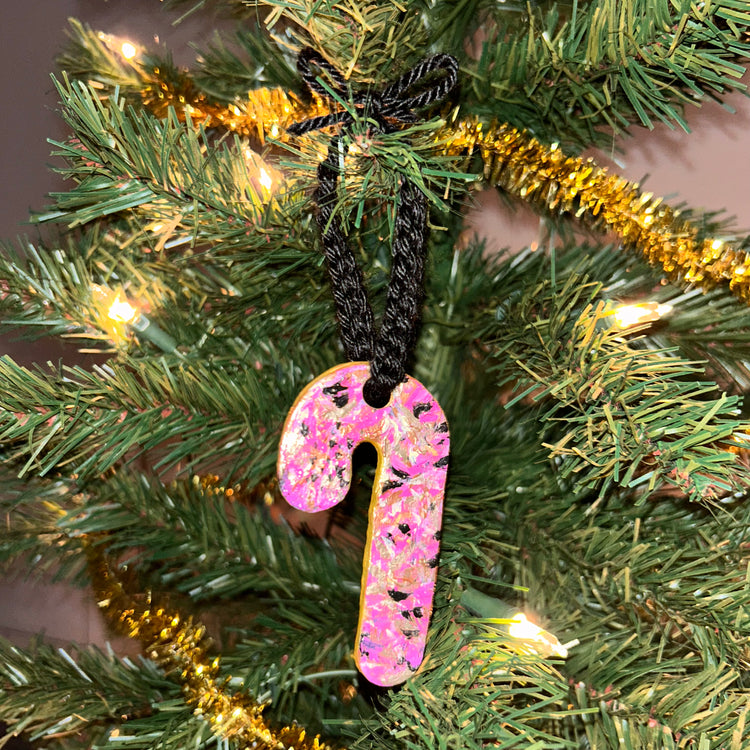 Pink, White, and Black š¤