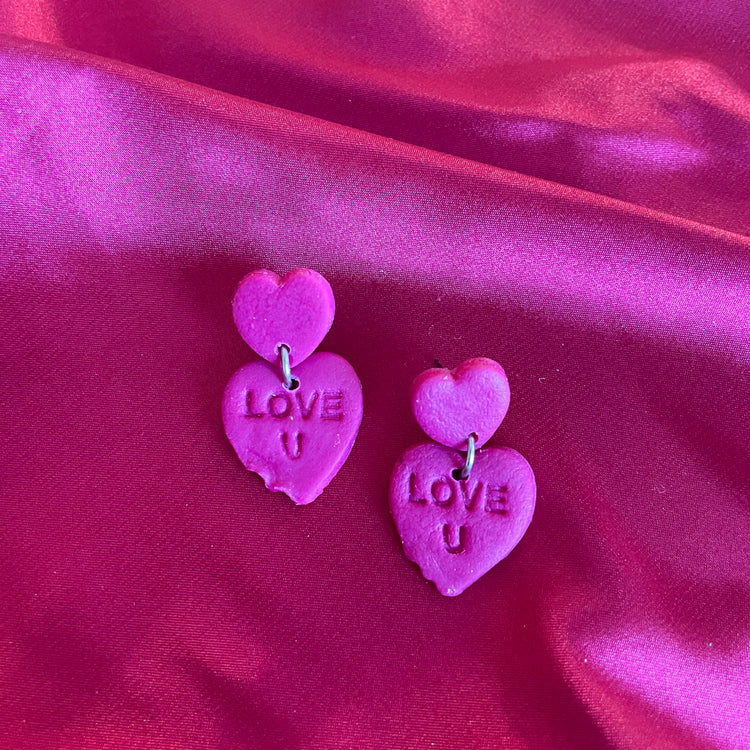 Romantic Hearts: love u stamp