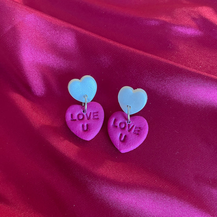 Romantic Hearts: love u stamp